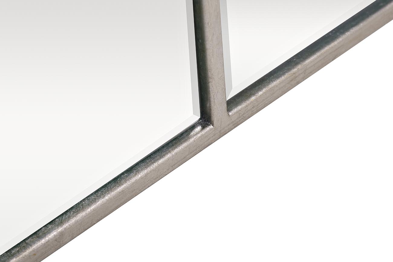 KFG048 Зеркало в металлич. раме цвет хром 90*140см Garda Decor KFG048 