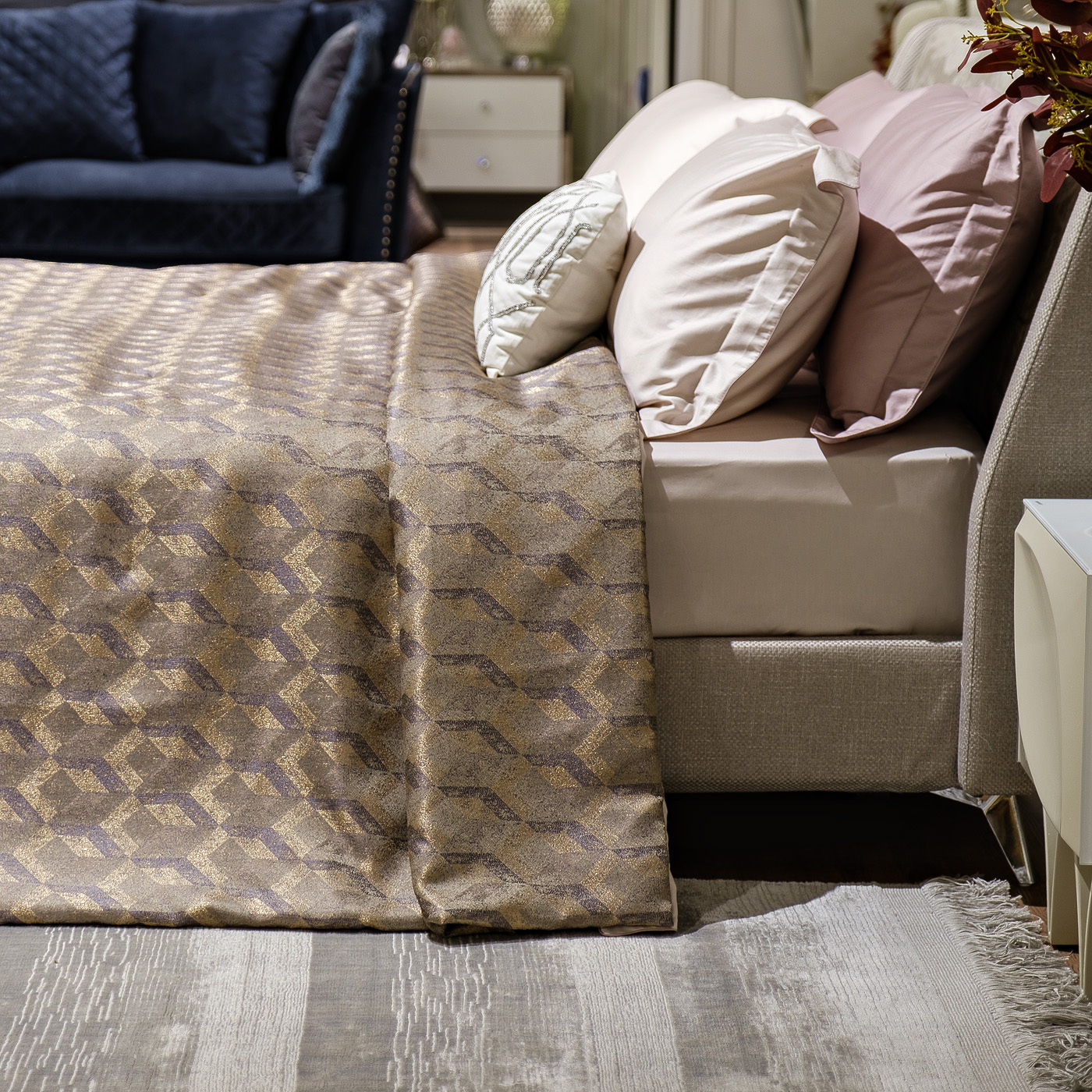 GD-TON05-POKR ZOL Покрывало MODENA золотое 260*260см Garda Decor GD-TON05-POKR ZOL 