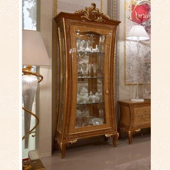 Витрина Bacci Stile Milano  