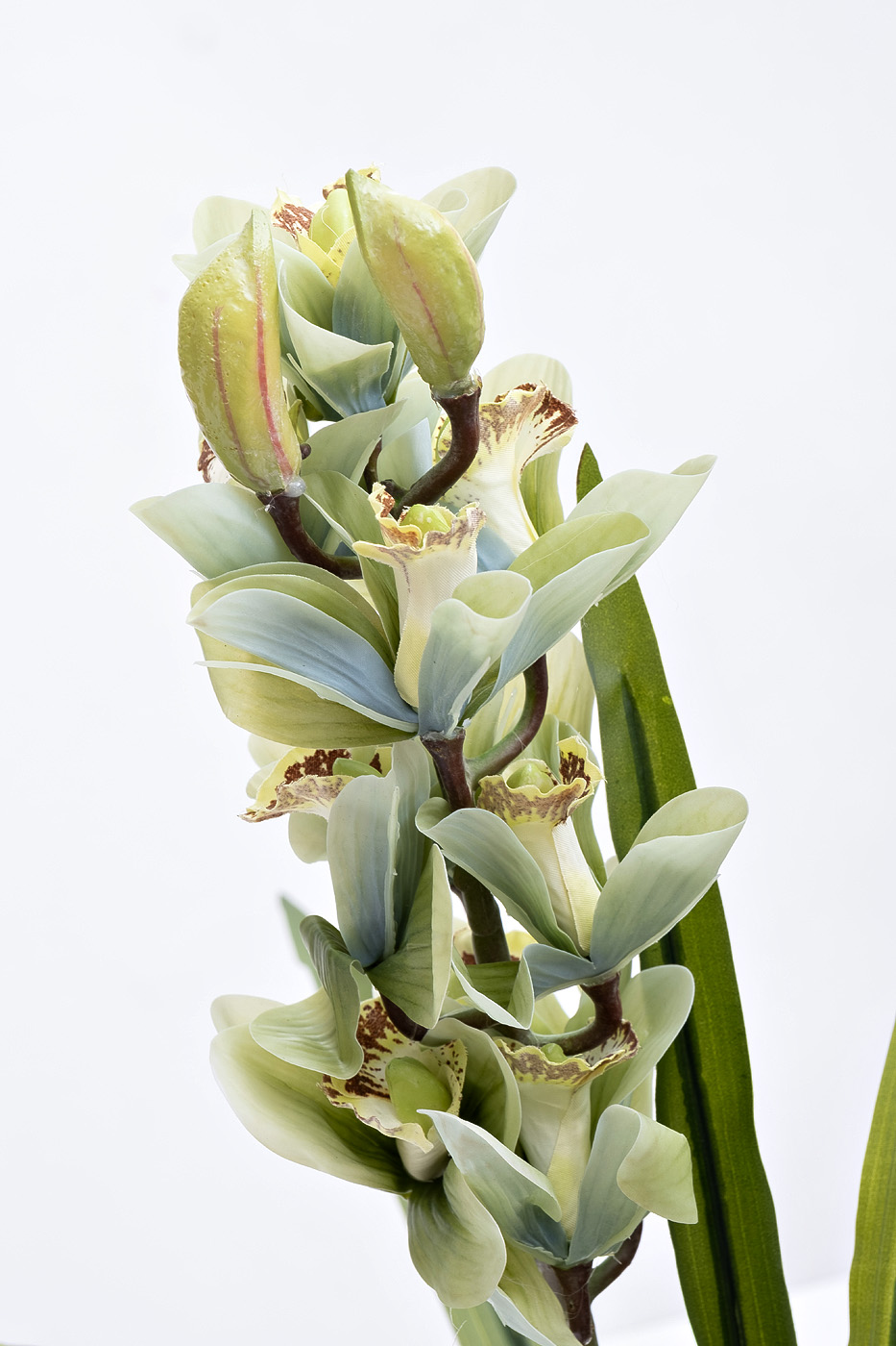 29BJ-911-33 Орхидея CYMBIDIUM белая искусственная в горшке h110 см Garda Decor 29BJ-911-33 